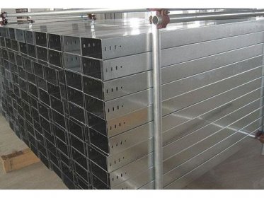 山東電纜橋架線槽規格及存放注意事項是什么